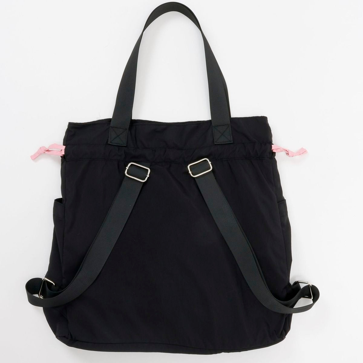 ちいかわ 2WAYナップサック ちいかわ&モモンガ ブラック