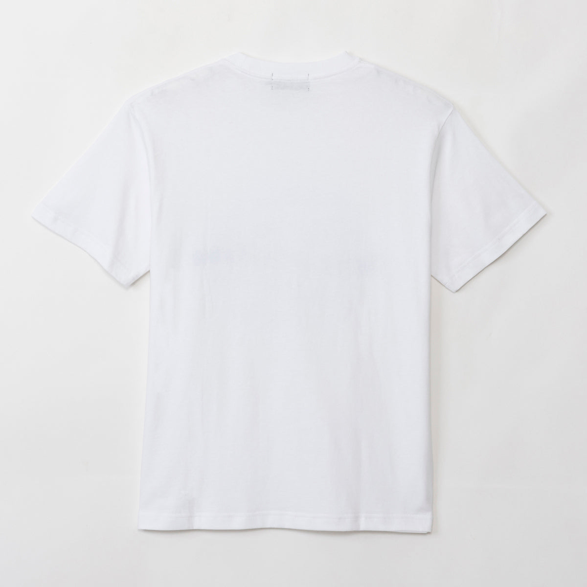 치이카와 시사의 기념품 가게 티셔츠 가득 (화이트)