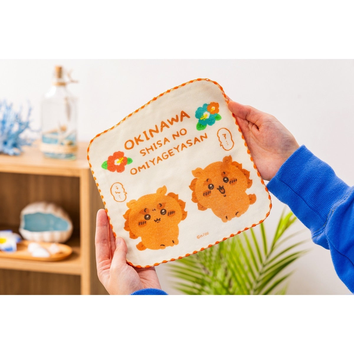 ちいかわ シーサーのおみやげやさん ガーゼハンドタオル(ア・・・ぅん・・・)
