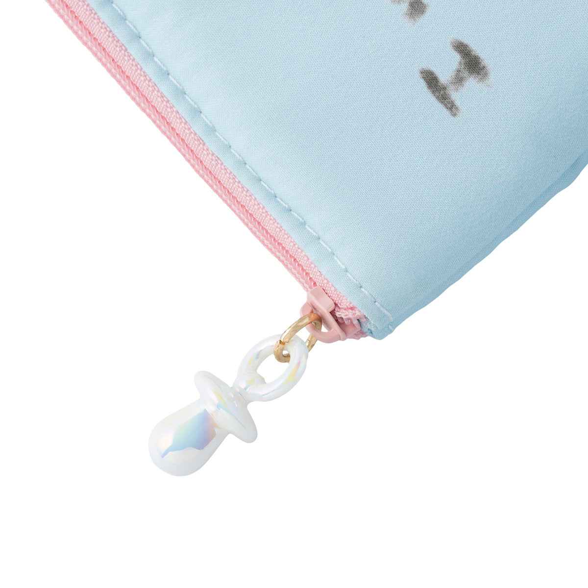 ちいかわ Chiikawa Baby ポケットティッシュも入れられるポーチ(ハチワレ)