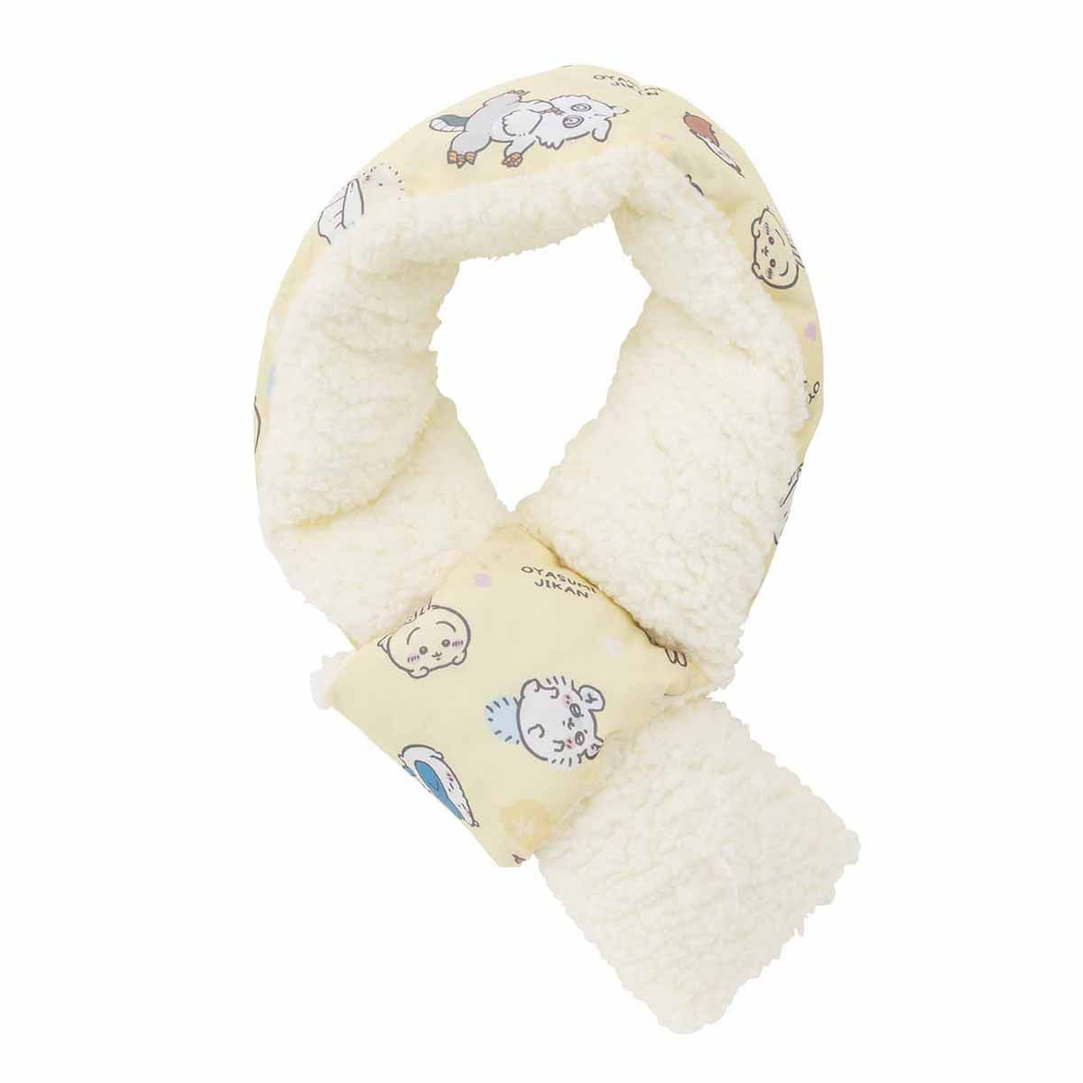 Chiikawa Warm and Fluffy Scarf (Pastel Yellow)