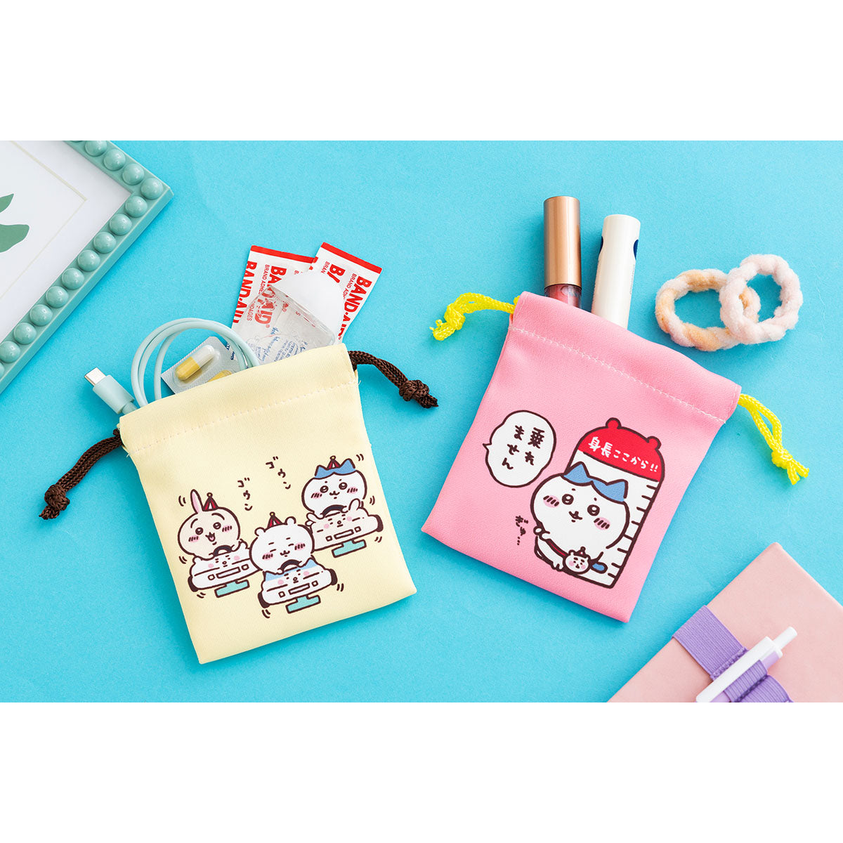 Chiikawa Land Convenient 2-Piece Set Mini Pouch