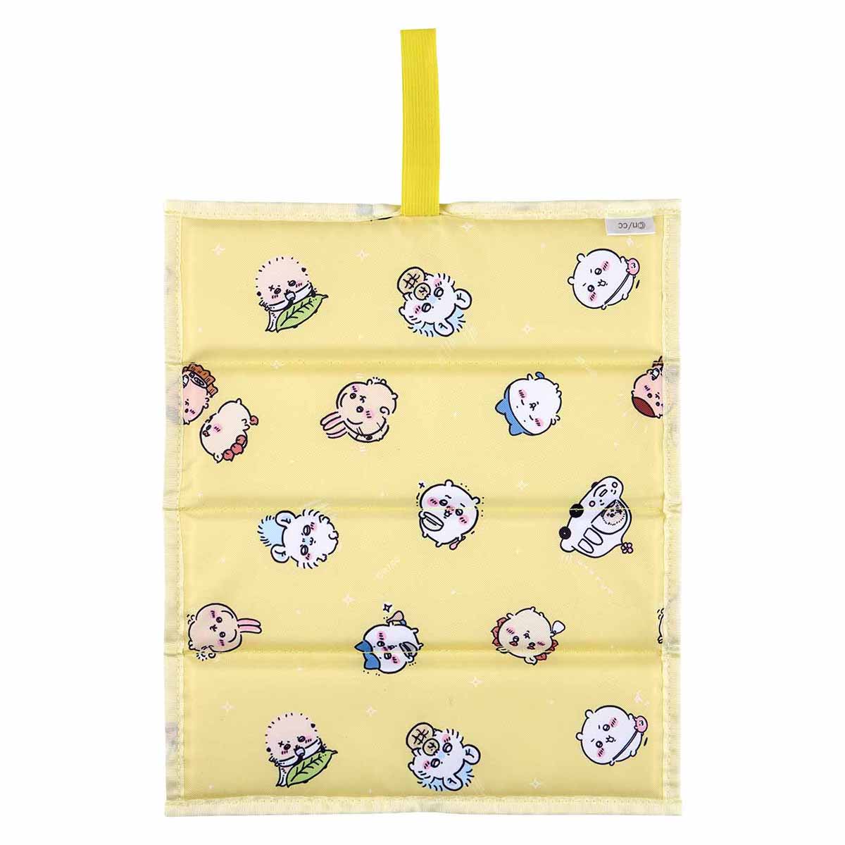 ちいかわ お出かけ楽しみ!な レジャーざぶとん(イエロー)