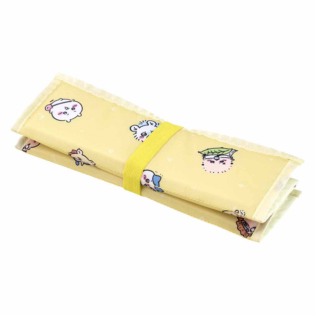 ちいかわ お出かけ楽しみ!な レジャーざぶとん(イエロー)