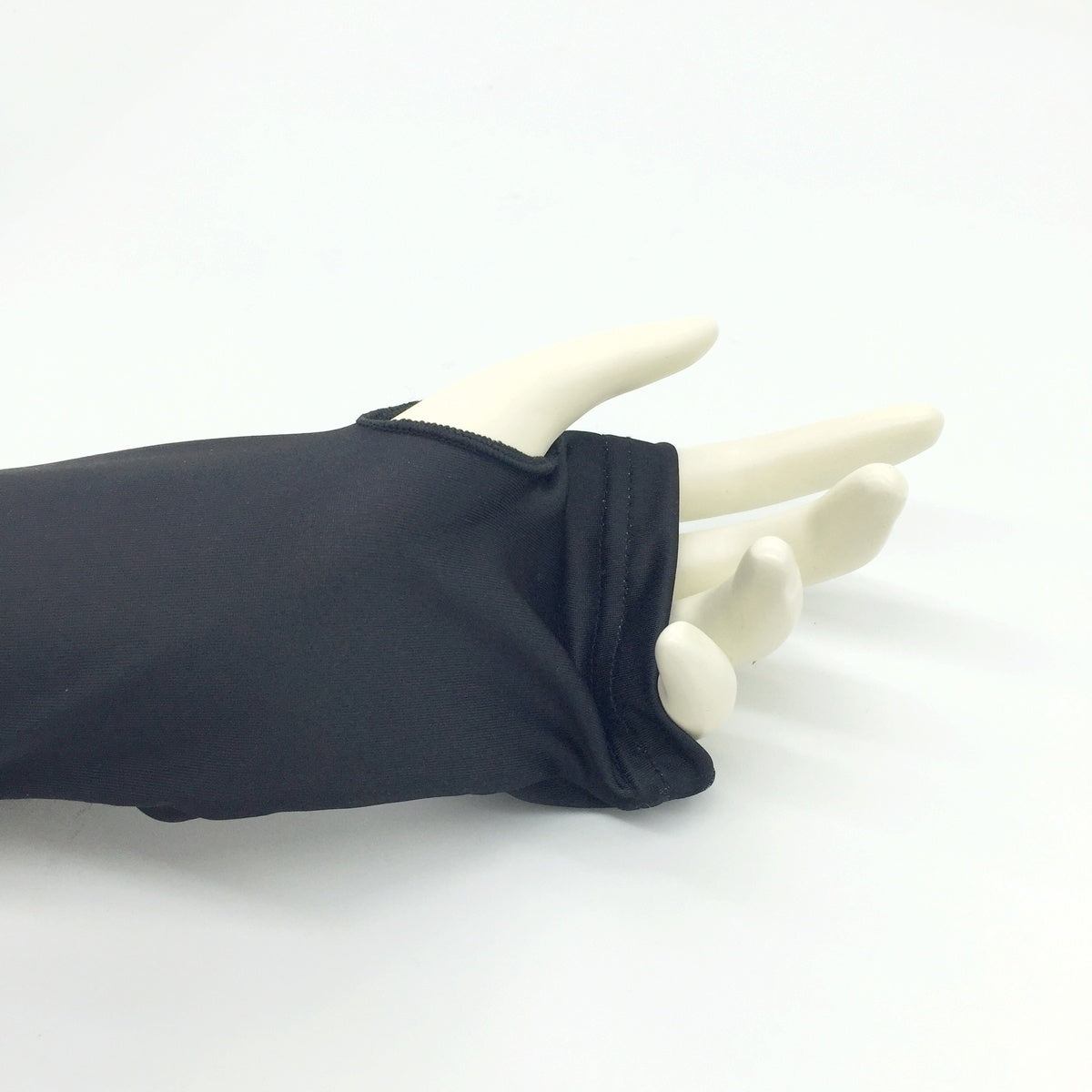 Chiikawa Arm Cover (One-point Chiikawa & Hachiware)