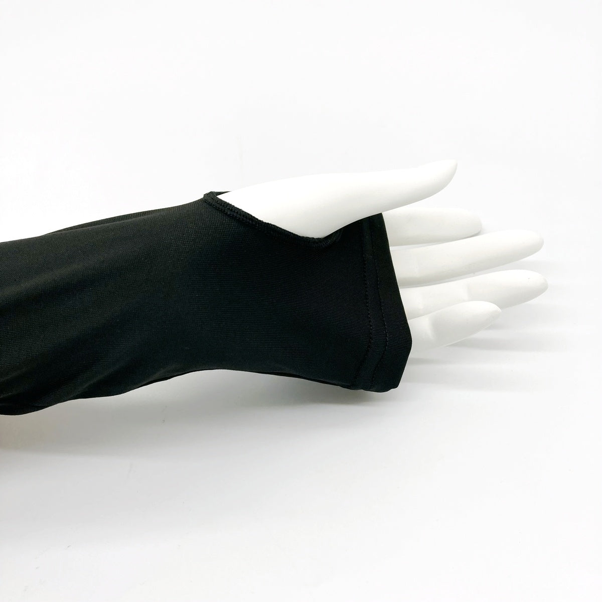 Chiikawa Arm Cover (Hachiware Un)