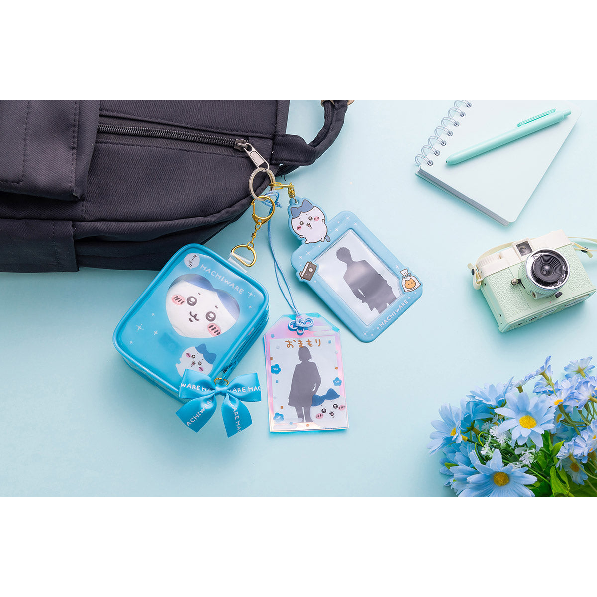 Chiikawa Charm-Type Trading Card Holder (Hachiware)