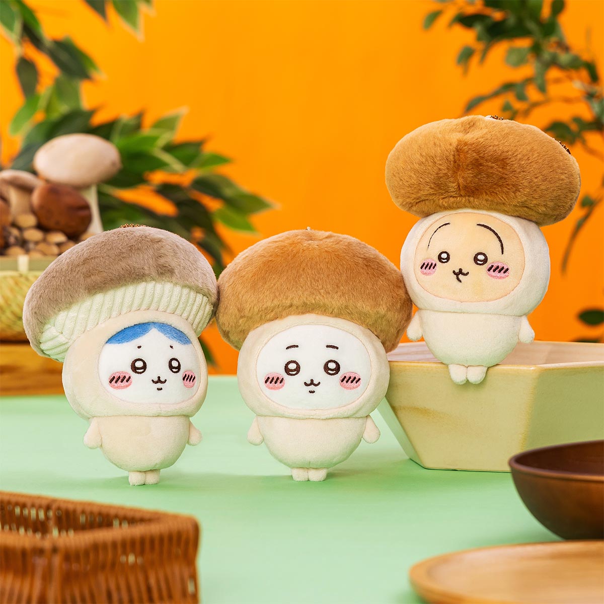 【予約】ちいかわ 季節だもん♫ マスコット(ハチワレ)【2025年10月中旬より順次発送予定(発送延期の場合もキャンセル不可)】【通常商品と同時購入・配送希望日指定不可】【キャンペーン対象外】