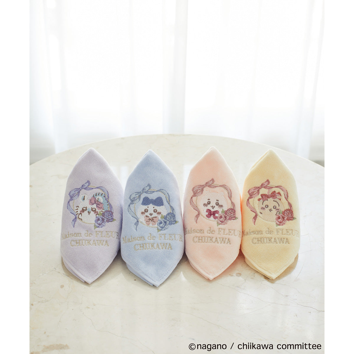 【预订】吉伊卡哇 Maison de FLEUR 刺绣毛巾手帕(吉伊卡哇)【2025年3月中旬起依次发货(若延期发货也不可取消)】【不可与普通商品同时购买、不可指定配送日期】【不参与促销活动】