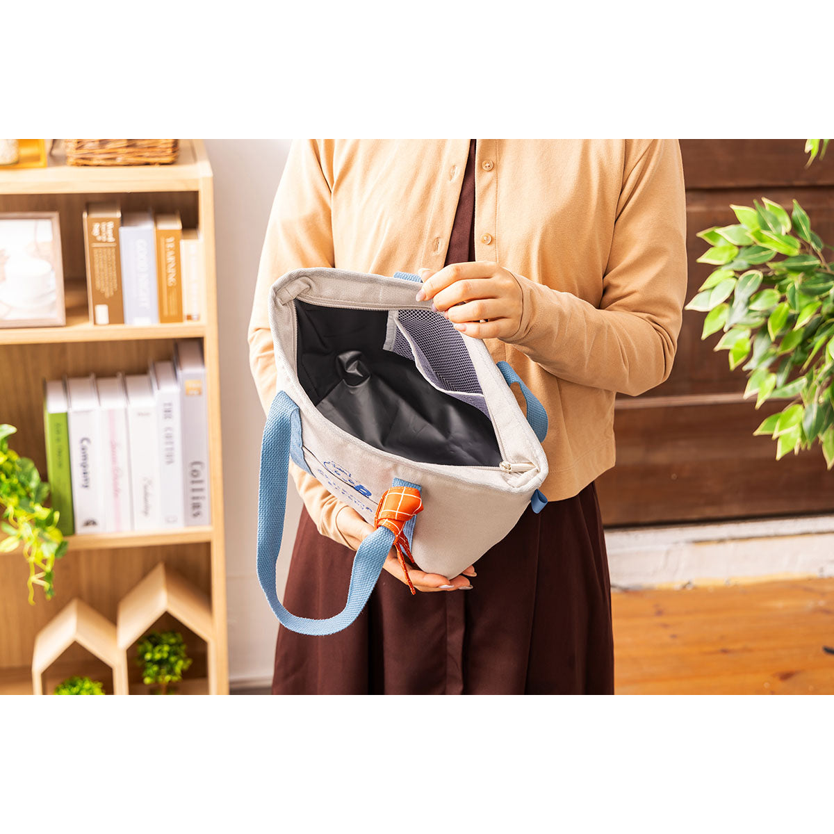 Chiikawa Chiikawa Bakery Insulated Tote Bag