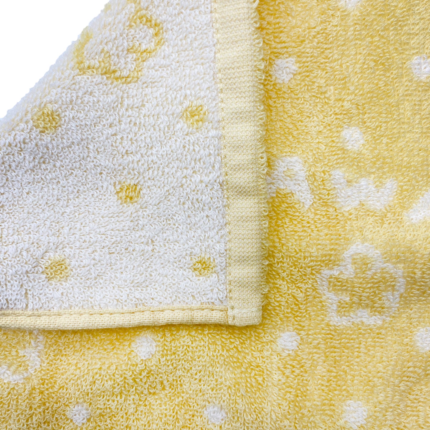 Chiikawa Mini Towel (Running Chiikawa and Friends)
