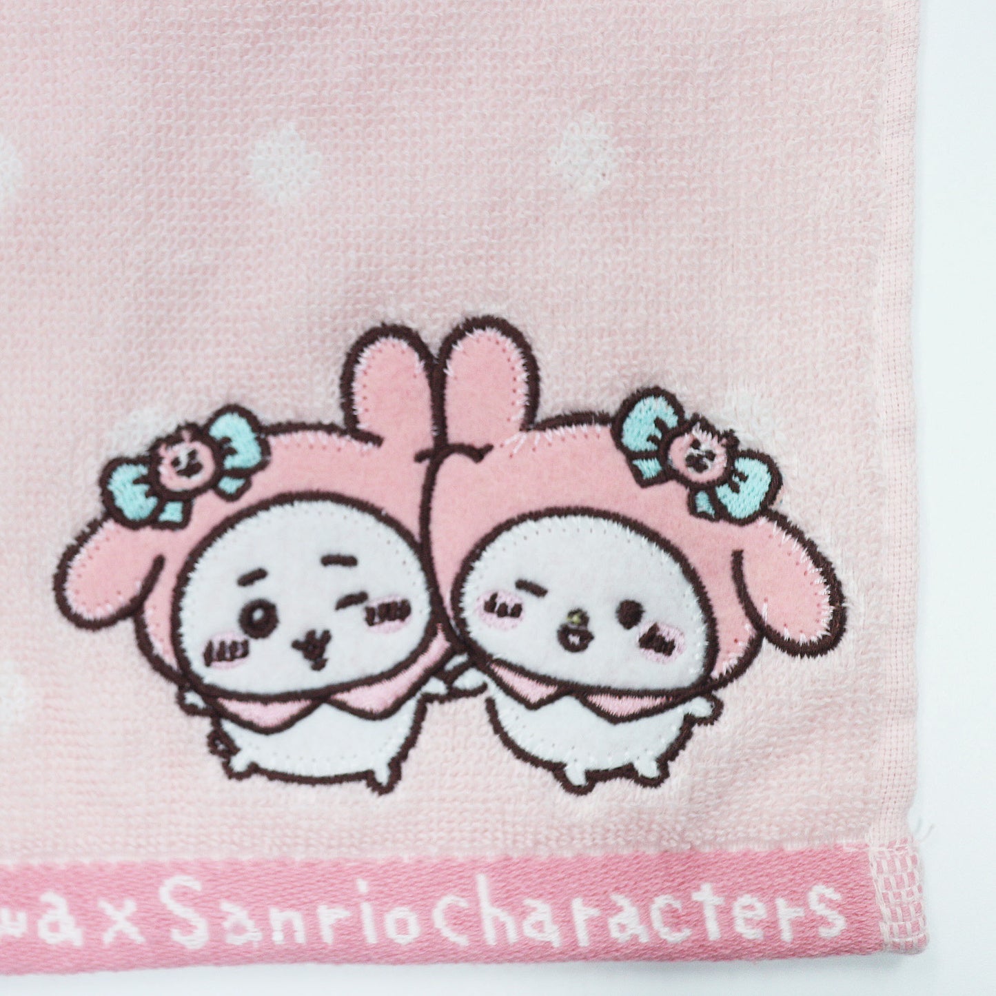 ちいかわ×サンリオキャラクターズ ミニタオル(ちいかわとマイメロディ)