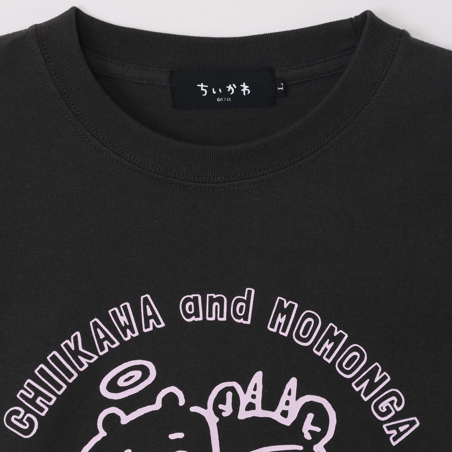 ちいかわ てんし♡あくま Tシャツ(ちいかわ&モモンガ スミ)