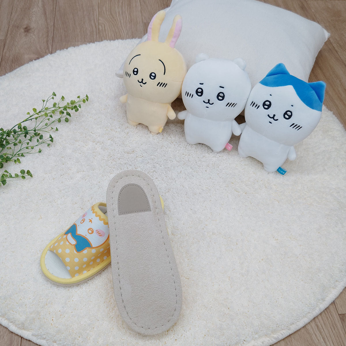 Chiikawa Open Slippers YE