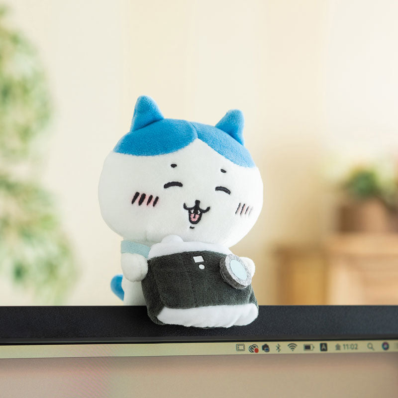 치이카와 데스크탑에서 지켜보는 걸이 인형 (하치와레)