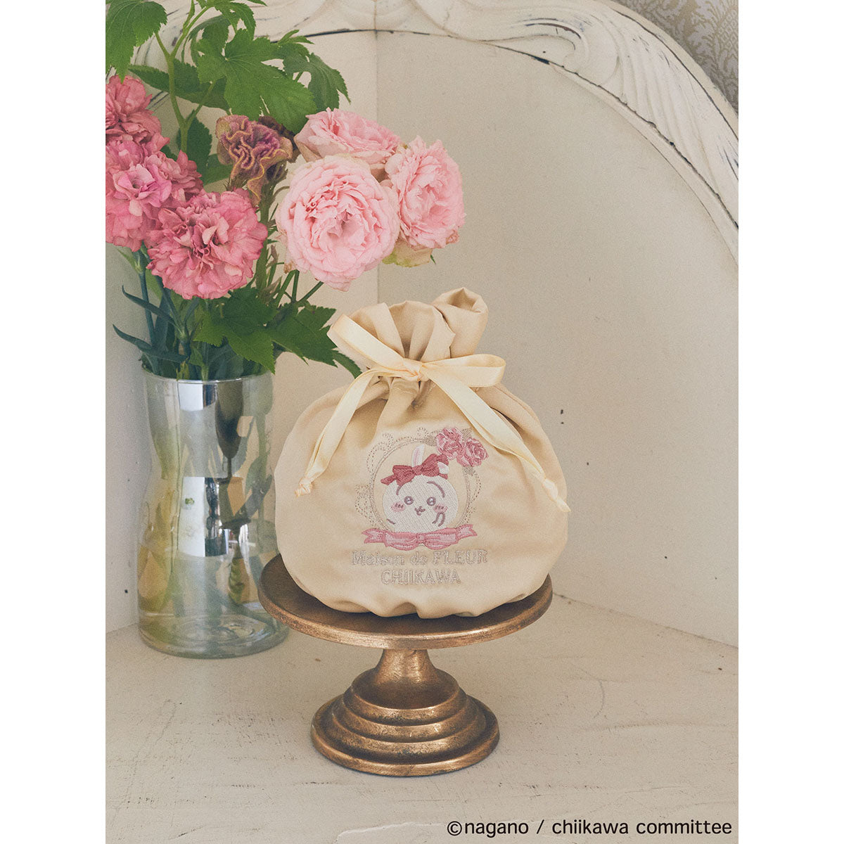 [Pre-order] Chiikawa Maison de FLEUR Embroidered Drawstring Bag (Usagi)