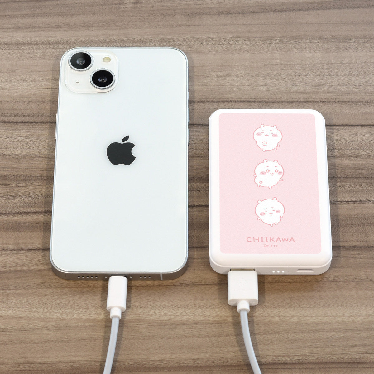 Chiikawa MagSafe Compatible Wireless Lithium Charger 5000mAh (Chiikawa)