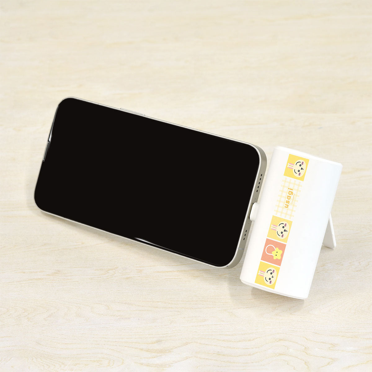 치이카와 USB Type-C 커넥터 포함 리튬 이온 충전기 4000mAh (우사기)