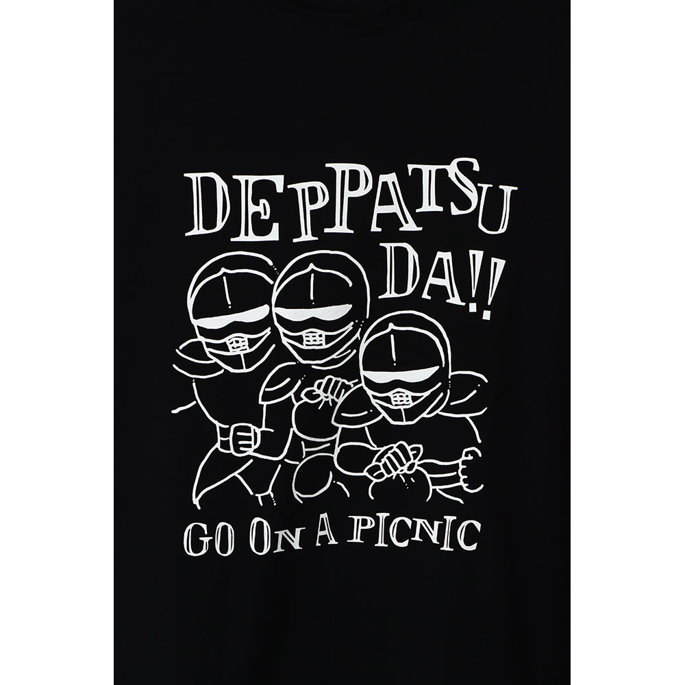 ちいかわ お出かけ楽しみ！な ビッグTシャツ 鎧デッパツ ブラック