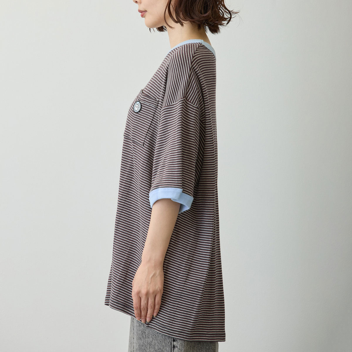 Chiikawa Big Silhouette Pocket T-shirt (Robert P.Miller×Talking / Momonga COFFEE)