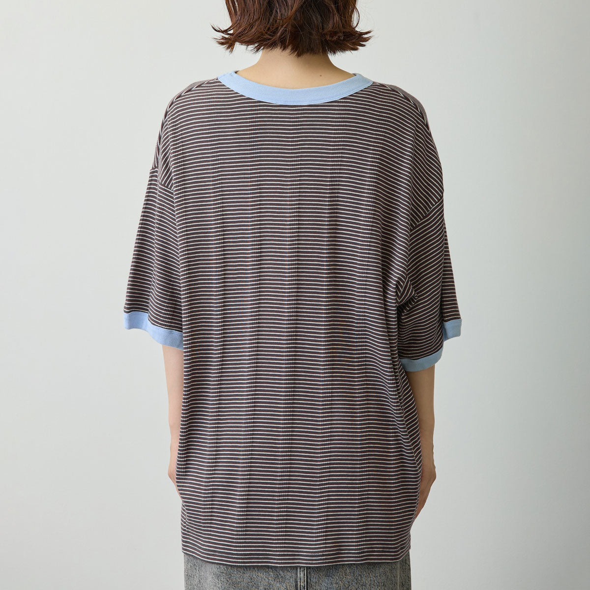 Chiikawa Big Silhouette Pocket T-shirt (Robert P.Miller×Talking / Momonga COFFEE)