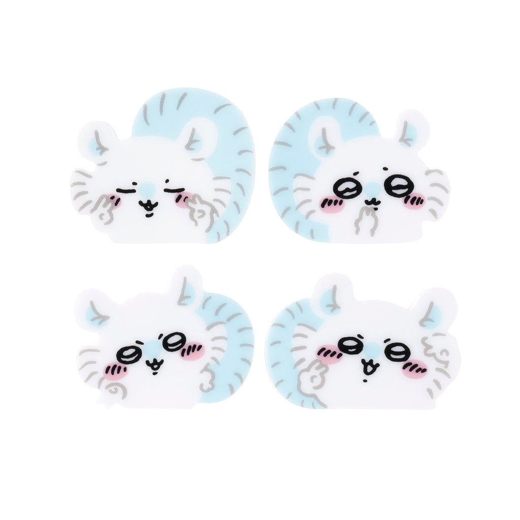ちいかわ 4個セットアクリルバッジ（ピースなモモンガ）