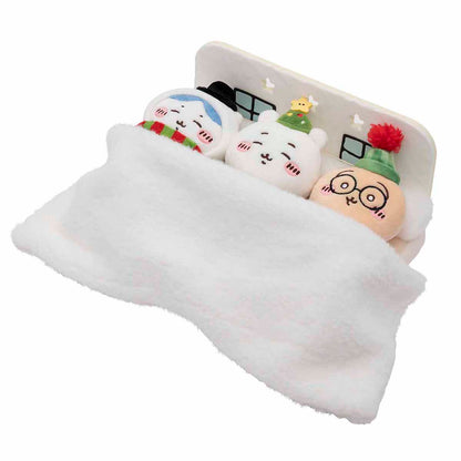 [Pre-order] Chiikawa Happy Holiday Sleepy Bed and Connected Mascot Set (Scheduled for shipment from late April 2024, no cancellations if delayed, cannot be purchased with regular products or with delivery date requests, not eligible for promotions)