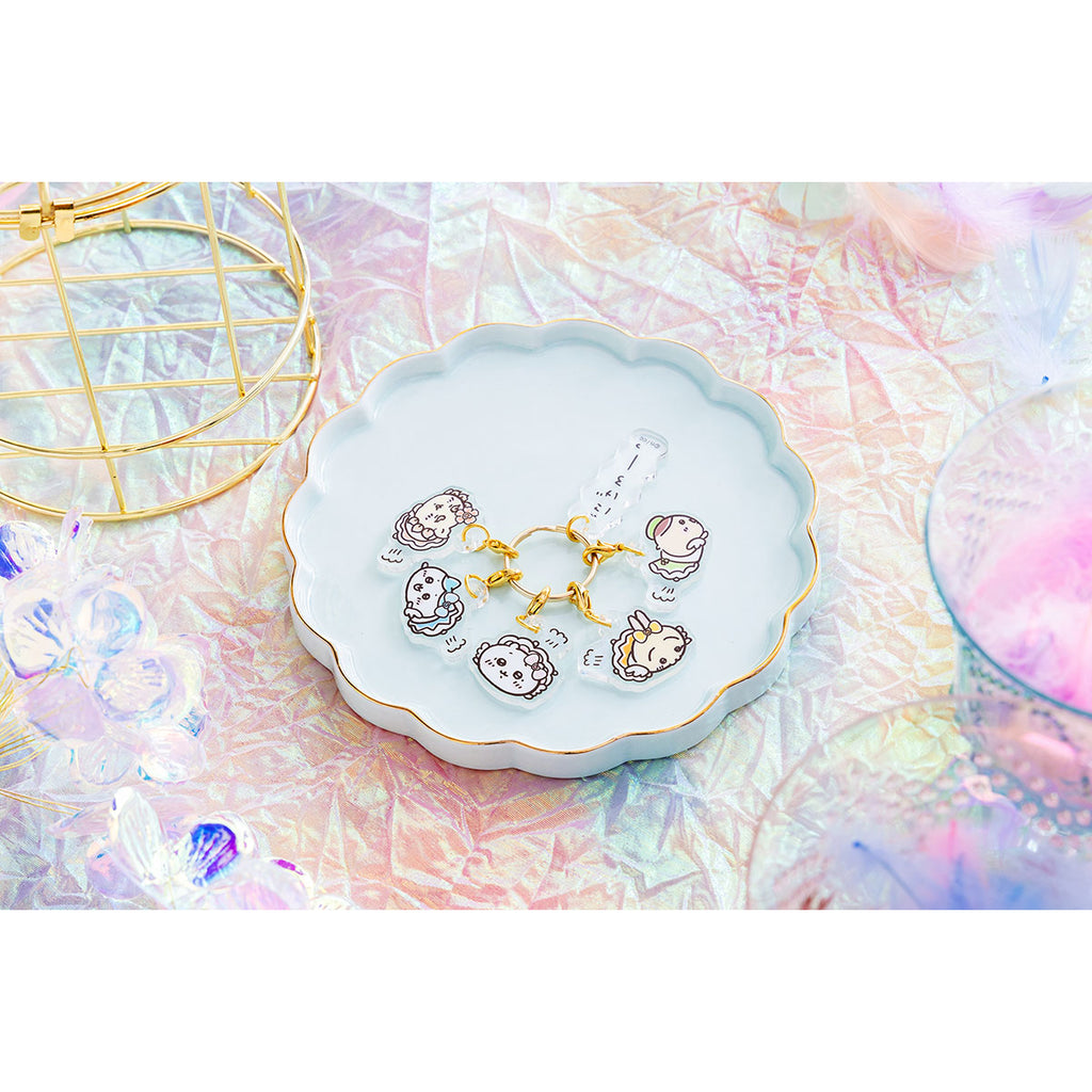 ちいかわ 超まじかるちいかわ にげろーっ！5連アクリルチャーム