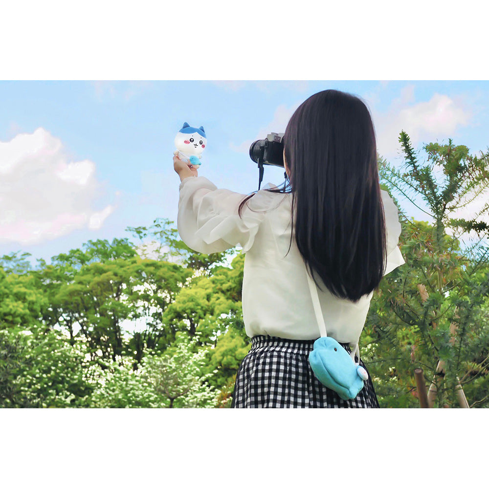 ちいかわ お出かけ楽しみ！な お座りミニぬいぐるみ（ハチワレ）