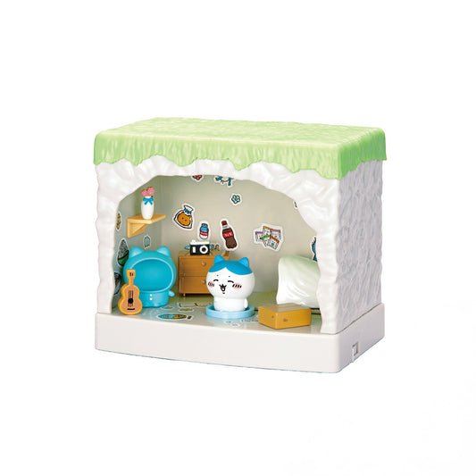 [Pre-order] Chiikawa Come Play! Talking Hachiware's House [Scheduled for shipping from late November 2024 (Shipping delay may occur, no cancellations allowed)]
