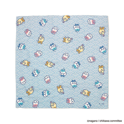 ちいかわ 撥水風呂敷（青海波柄）