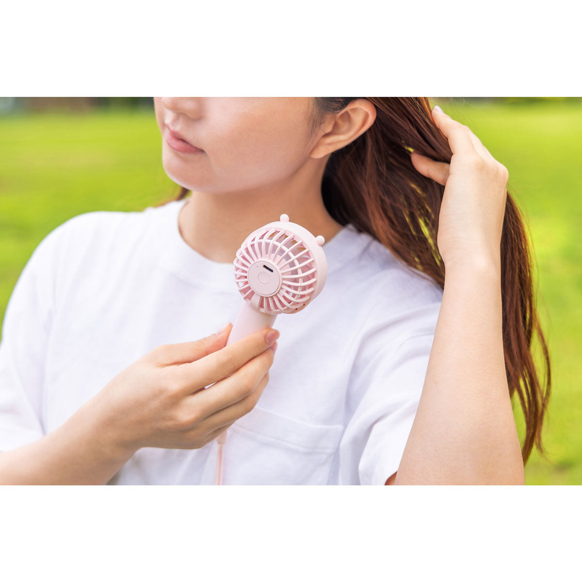 Chiikawa 2-Way Pocket Handy Fan (Beetle)