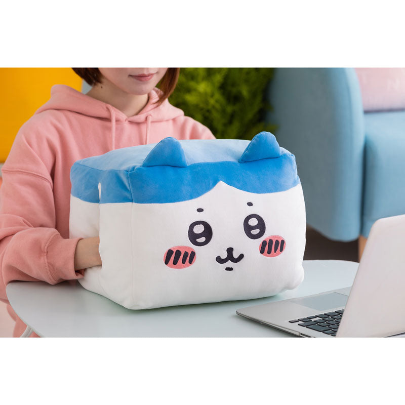 Chiikawa Mochimochi Nap Hand Muff (Mochitto Hachiware)