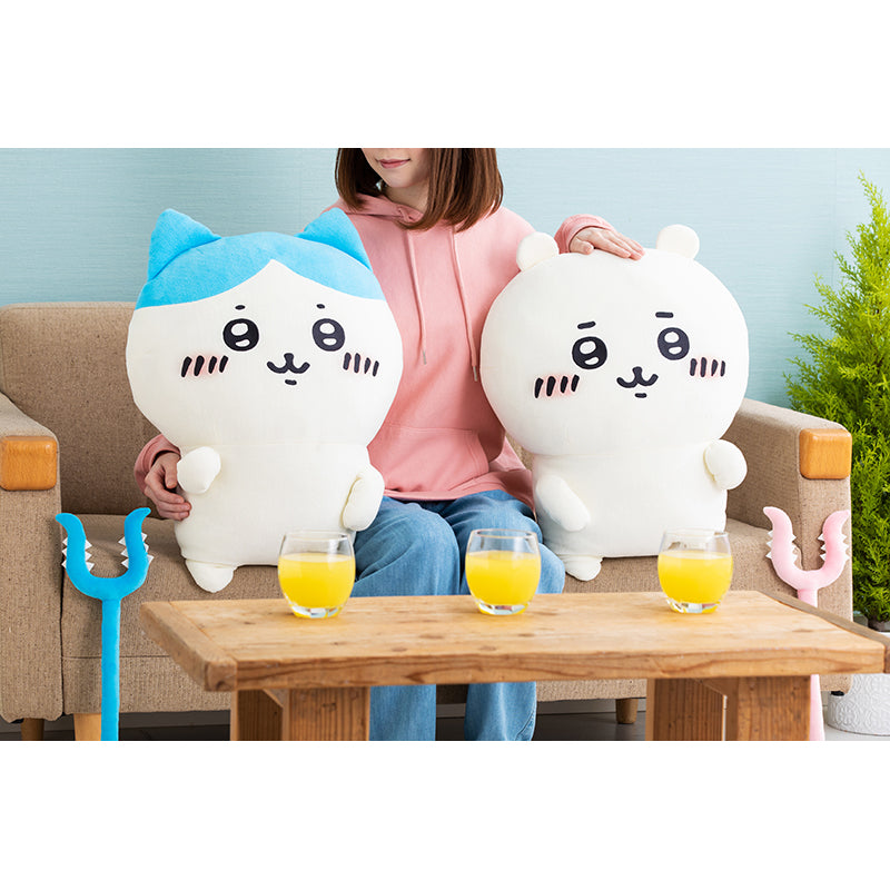 【予約終了】ちいかわ 討伐棒をもった特大ぬいぐるみ(ちいかわ＋ハチワレ)【2体セット】(二次受注)※特典缶バッジなし／2倍送料【8月上旬より順次発送予定】【クレジットカード決済のみ可】【他の予約商品・通常商品と同時購入・配送希望日指定不可】【キャンペーン対象外】