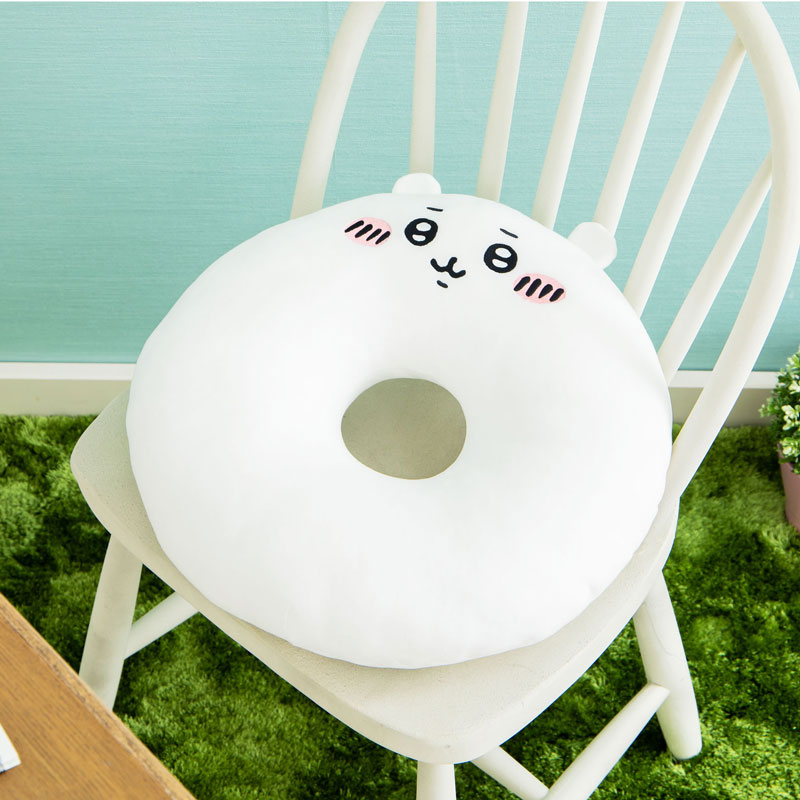 Chiikawa Donut Cushion for Comforting Your Bottom (Chiikawa)
