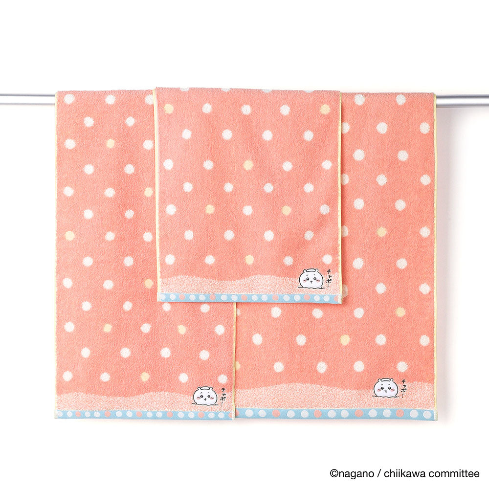 Chiikawa Small Bath Towel (Bath Pink)